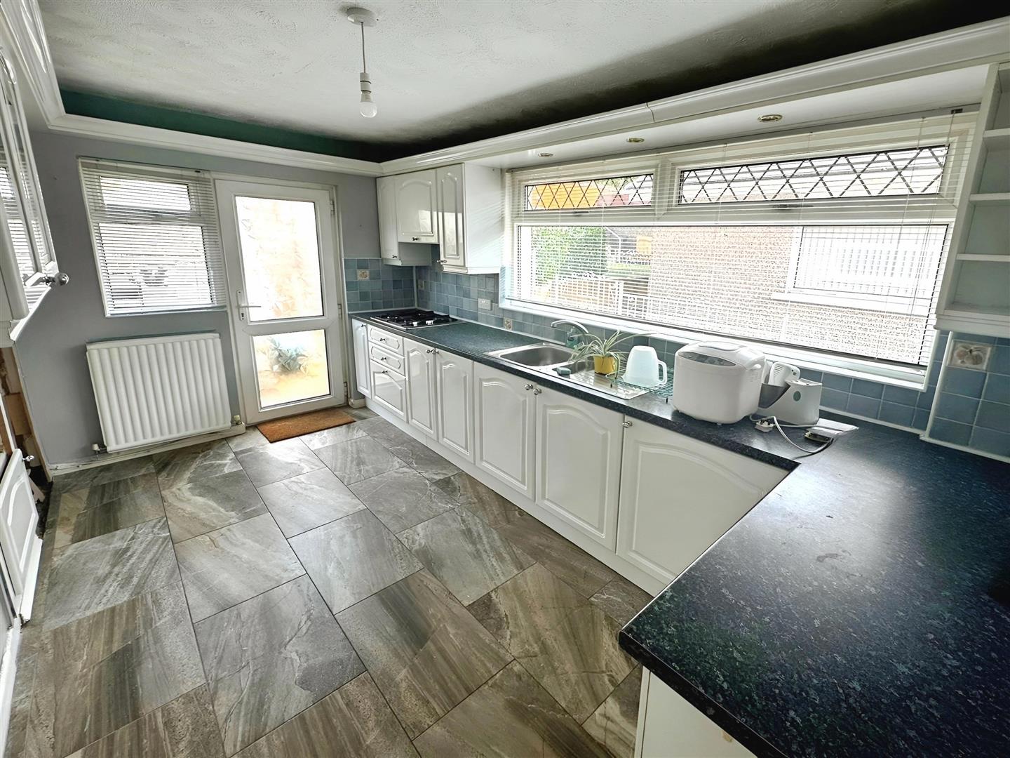 Gelli Gwyn Road, Treboeth, Swansea, SA6 7PR